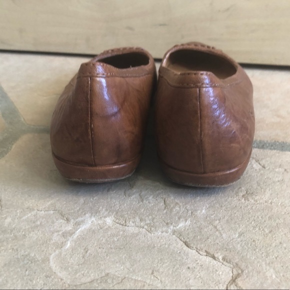 SOLD: Frye Clementine Ruching Skimmer Flat - Picture 6 of 8